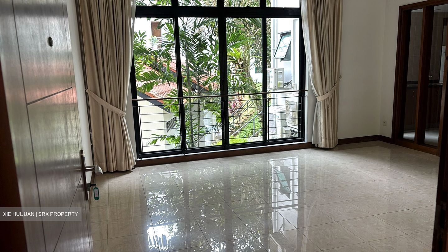 Gallop Road (D10), Apartment #448796581